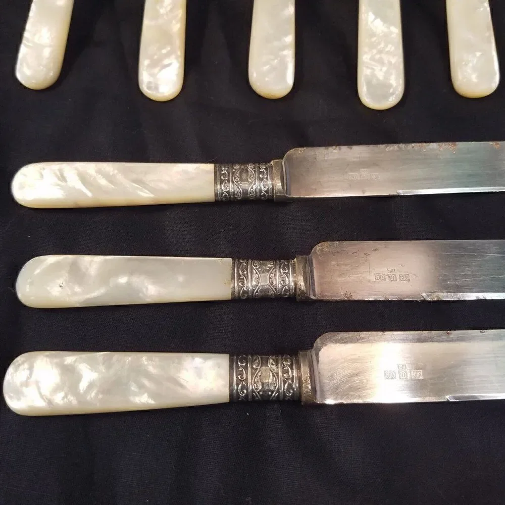 Antique Meriden Cutlery Mother-of-Pearl Sterling Silver Ferrules 12 Blunt Knives